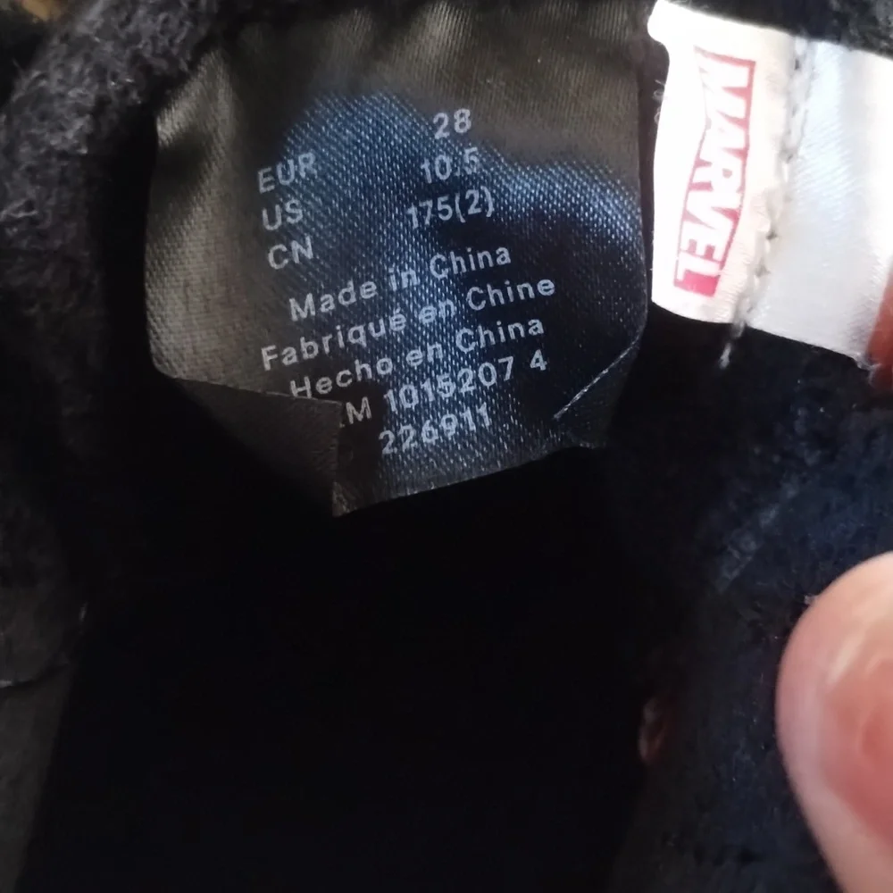 Spiderman shoes - Picture 3 of 4